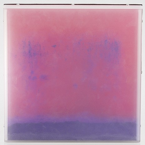 Tympan-II | 2005, 30 x 30 x 5 cm, bois, plexiglas dépoli, peinture acrylique, pigments